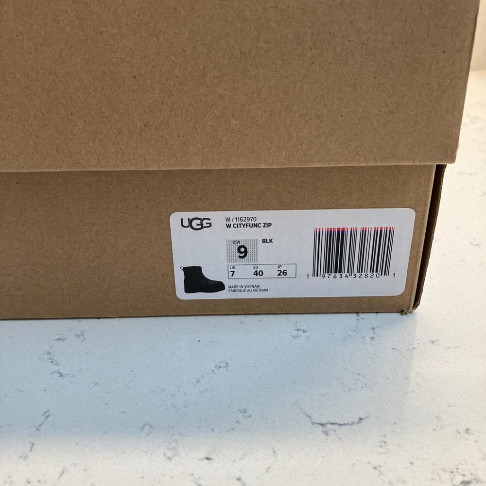 UGG Cityfunc Zip Water-Resistant Platform Bootie - Picture 4 of 7